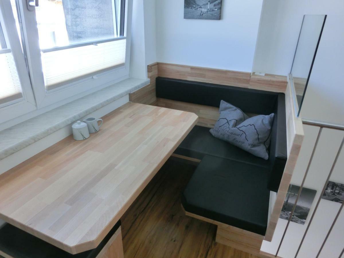 Ferienwohnung Ausblick Längenfeld Exterior foto